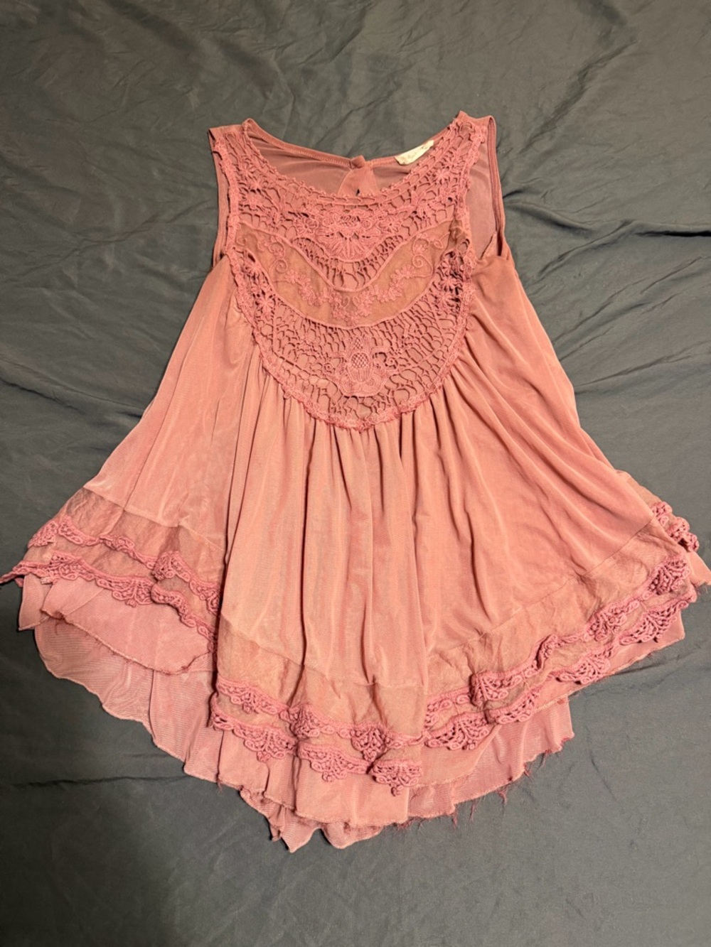 Altar'd State Mauve Pink Crochet Yoke Sleeveless Blouse